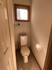 トイレ（before)