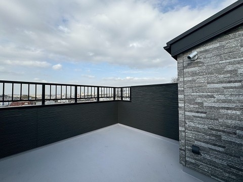 ルーフバルコニー