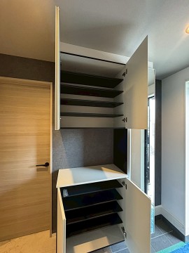 シューズボックス