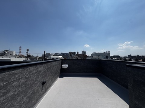 ルーフバルコニー