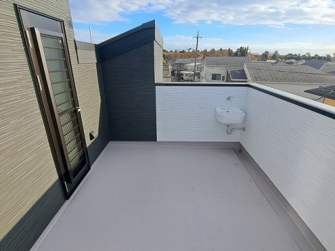 ルーフバルコニー